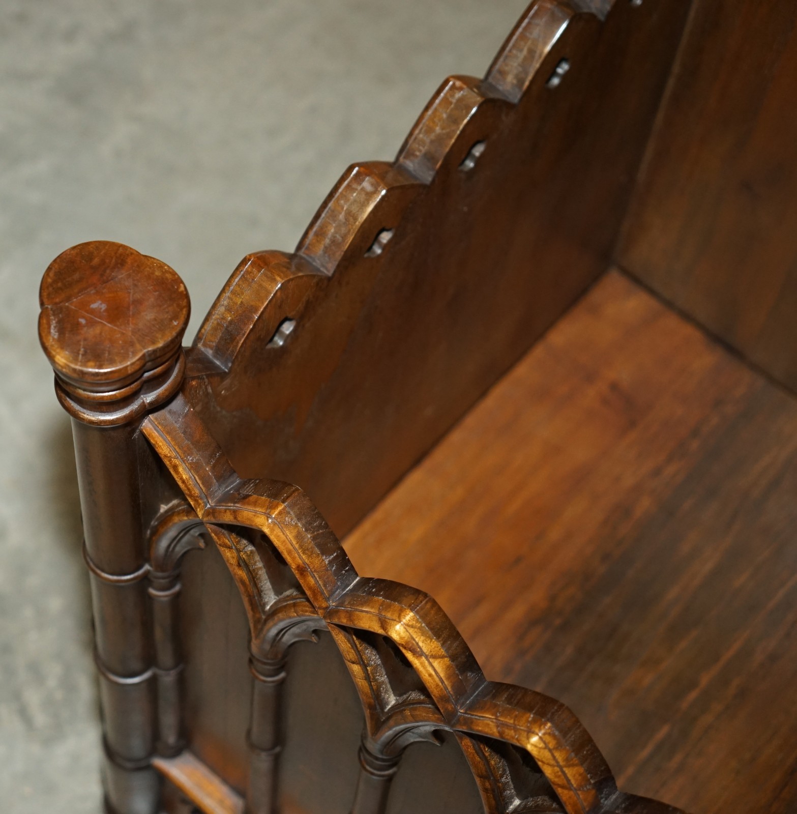 STUNNING-PAIR-OF-GOTHIC-REVIVAL-EXTRA-LARGE-HAND-CARVED-WOODEN-PLANTERS-72X60CM-205788886567-10