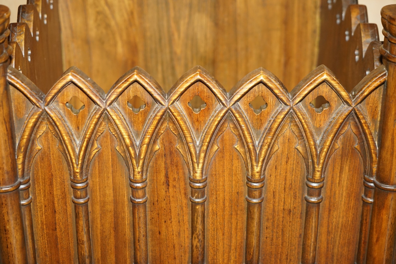 STUNNING-PAIR-OF-GOTHIC-REVIVAL-EXTRA-LARGE-HAND-CARVED-WOODEN-PLANTERS-72X60CM-205788886567-19