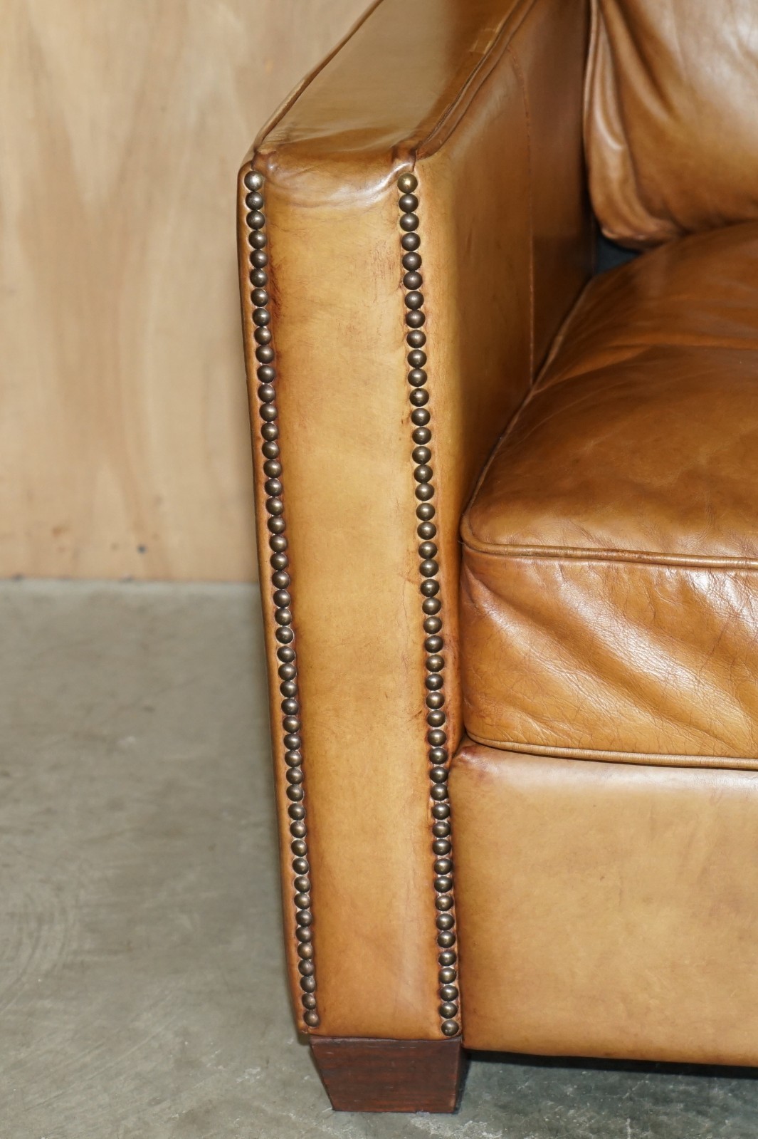 VISCOUNT-WILLIAM-HALO-TIMOTHY-OULTON-DESIGNED-BROWN-LEATHER-THREE-SEAT-SOFA-177527075427-10