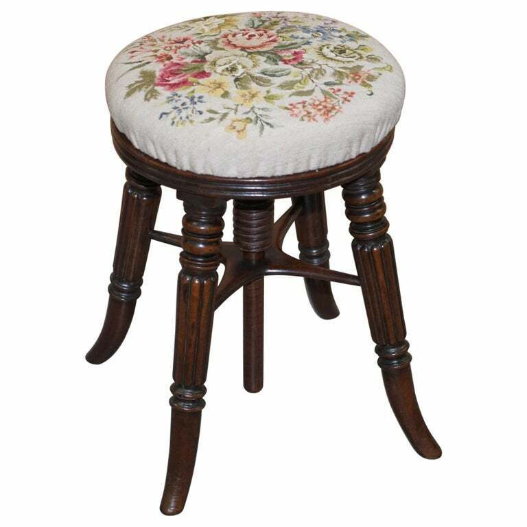 FINE ANTIQUE GILLOWS OF LANCASTER HEIGHT ADJUSTABLE PIANO STOOL EMBROIDERED SEAT