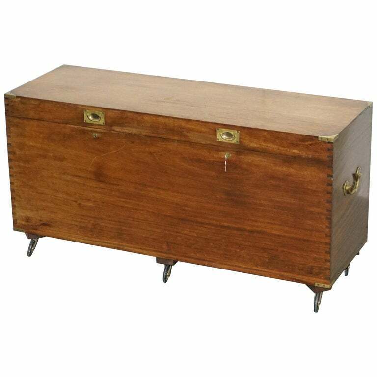 RARE LARGE CIRCA 1900 MILITARY CAMPAIGN CHEST TRUNK ZINC LINED FOR CHAMPAGNE ETC