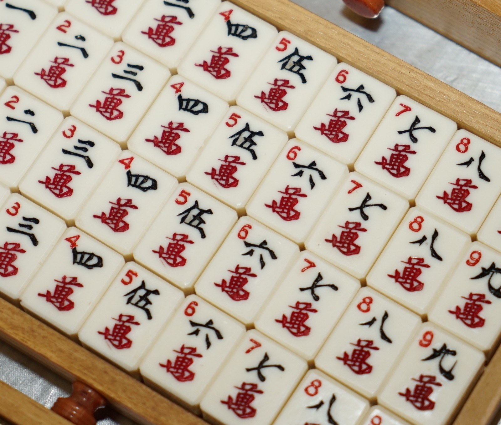 VINTAGE-COLLECTABLE-MAHJONG-CIRCA-1960S-CHINESE-EXPORT-PERIOD-HAND-CARVED-CASE-205812673648-13