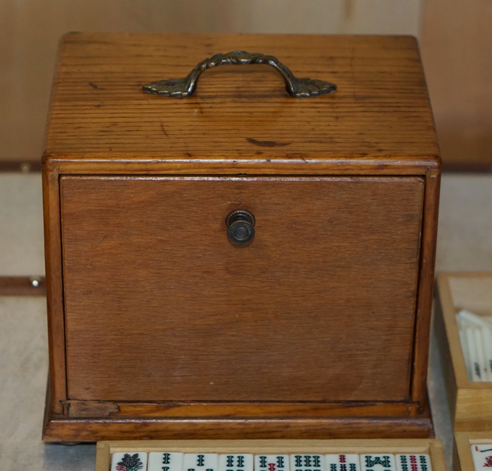 VINTAGE-COLLECTABLE-MAHJONG-CIRCA-1960S-CHINESE-EXPORT-PERIOD-HAND-CARVED-CASE-205812673648-3