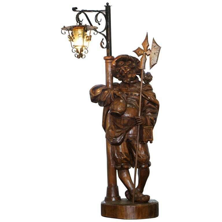 RARE 109CM TALL CIRCA 1920 ORIGINAL BLACK FOREST HAND CARVED WOOD WATCHMAN LAMP