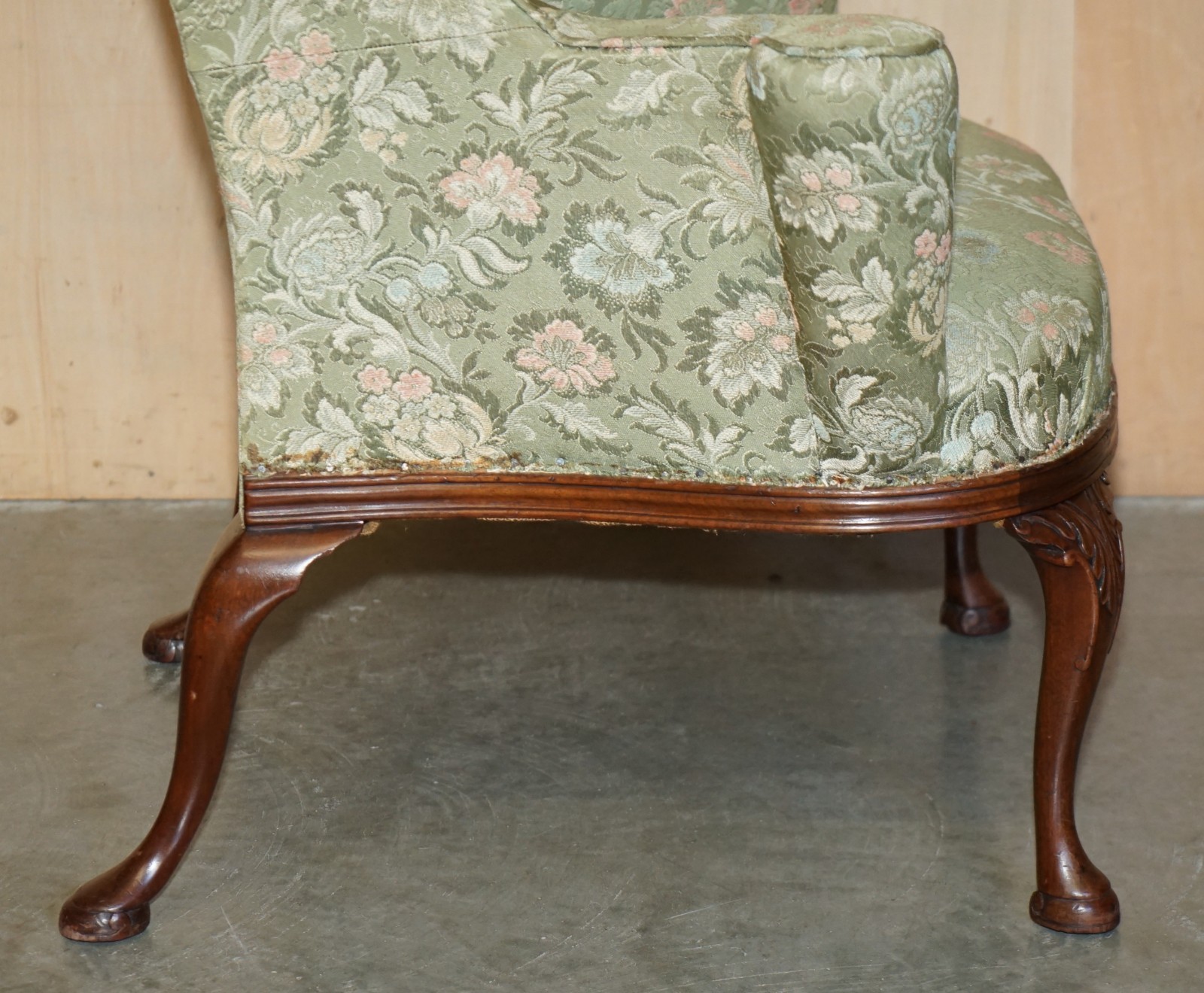 SUBLIME-ANTIQUE-HOWARD-SONS-WILLIAM-MORRIS-MAHOGANY-FRAMED-WINGBACK-ARMCHAIR-205810213749-18