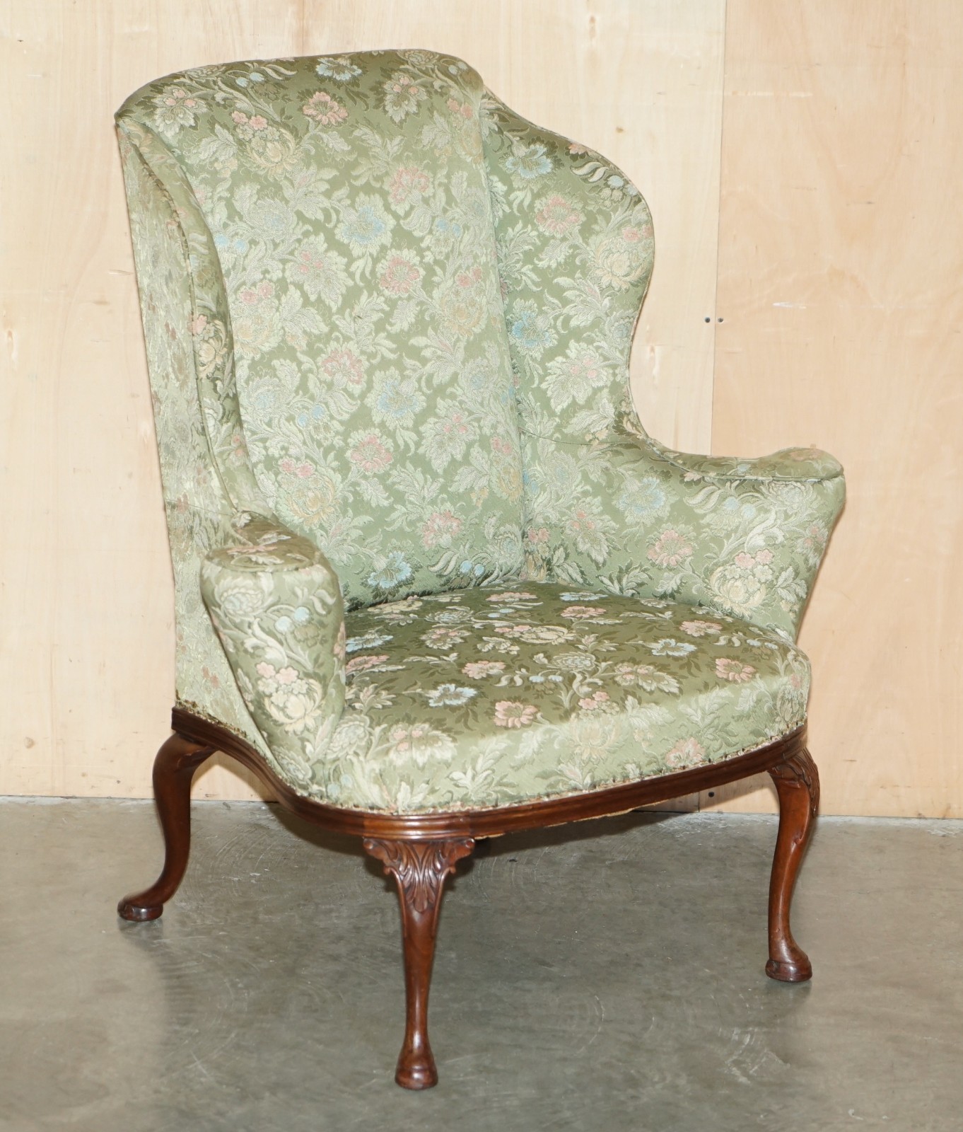 SUBLIME-ANTIQUE-HOWARD-SONS-WILLIAM-MORRIS-MAHOGANY-FRAMED-WINGBACK-ARMCHAIR-205810213749-2