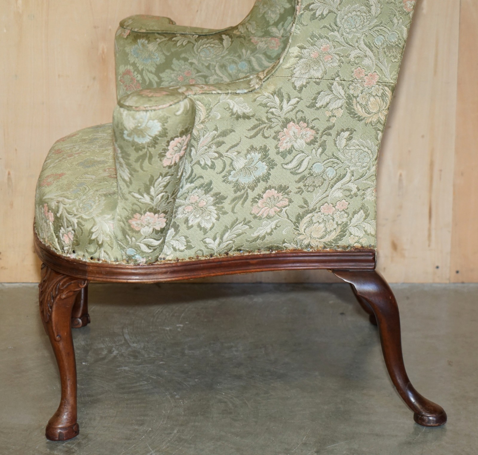 SUBLIME-ANTIQUE-HOWARD-SONS-WILLIAM-MORRIS-MAHOGANY-FRAMED-WINGBACK-ARMCHAIR-205810213749-22