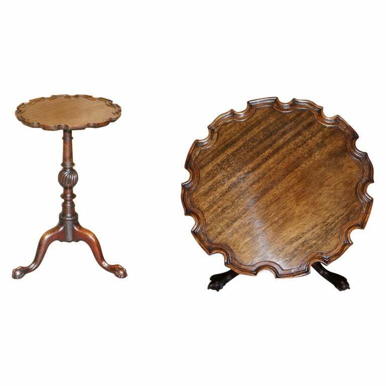 VERY FINE GILLOWS OF LANCASTER ANTIQUE MAHOGANY PIE CRUST CLAW & BALL END TABLE