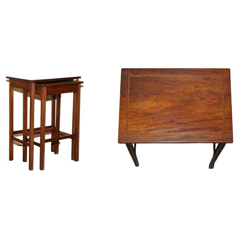 VINTAGE NEST OF TWO FLAMED MAHOGANY TABLES WITH LOVELY BOXWOOD INLAID BOARDER'S